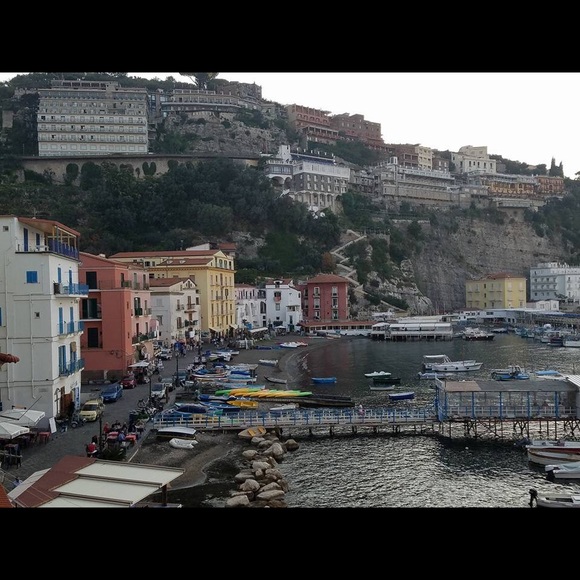 Meet your Posher, Noreen - Picture 3 of 4